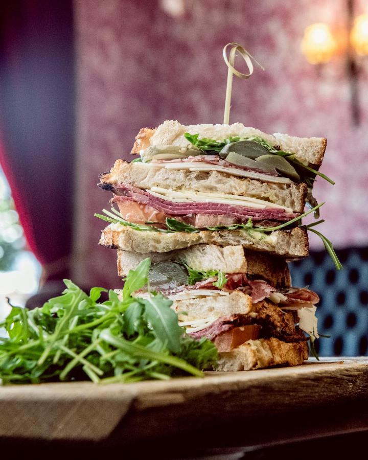 The Tunbridge Wells Hotel Экстерьер фото