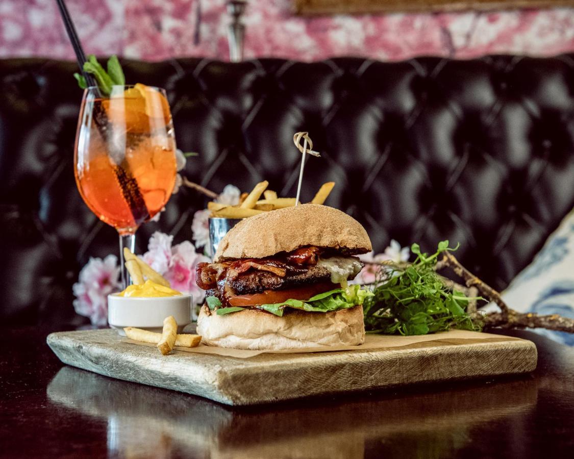 The Tunbridge Wells Hotel Экстерьер фото